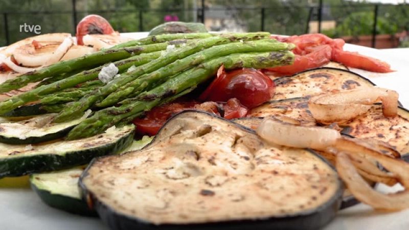 Claves para encender la barbacoa y que quede perfecta