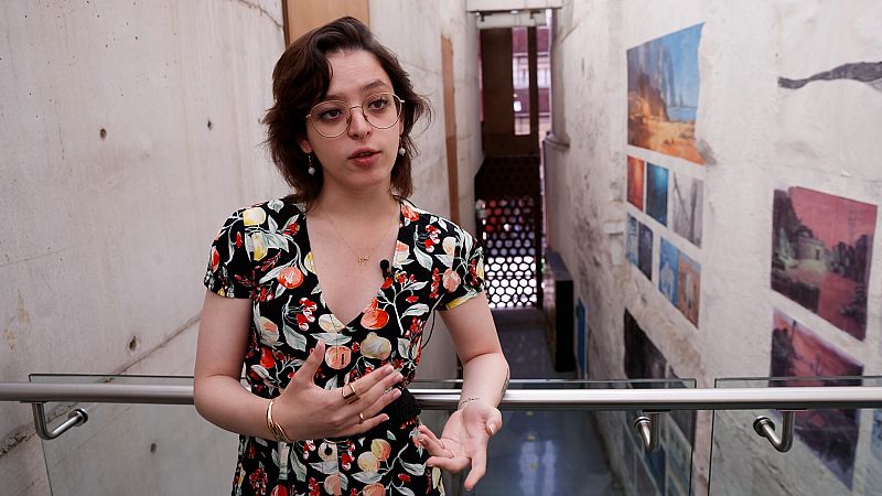 Sumar ficha a la escritora Elizabeth Duval como portavoz de feminismo, igualdad y derechos LGTBI