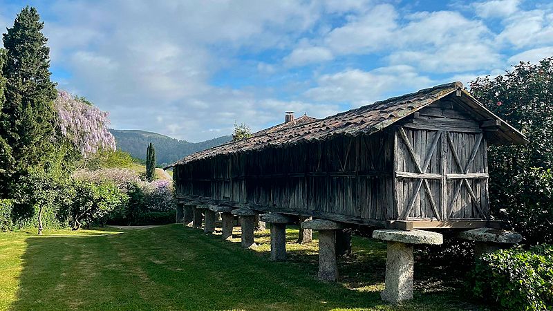 El Pazo de Pegullal, en Pontevedra, jardines llenos de color en una finca hist�rica