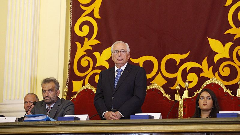 El 'popular' Juan Jos Imbroda es elegido presidente de Melilla por mayora absoluta