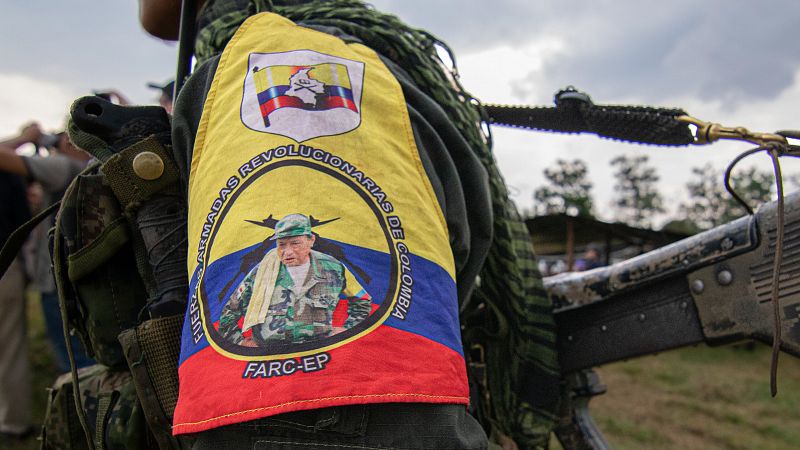 Imputan crímenes de lesa humanidad a 10 mandos de las FARC por secuestro