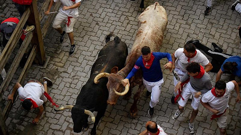 As te hemos contado el cuarto encierro de San Fermn 2023: Siete heridos por los toros de Fuente Ymbro