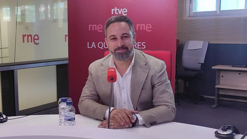 Abascal carga contra Feijóo: "Pretende derogar el sanchismo ofreciéndole un pacto a Sánchez"