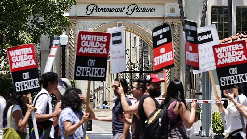 El Sindicato de Actores de Hollywood no llega a un acuerdo con los estudios y podría sumarse a la huelga de guionistas