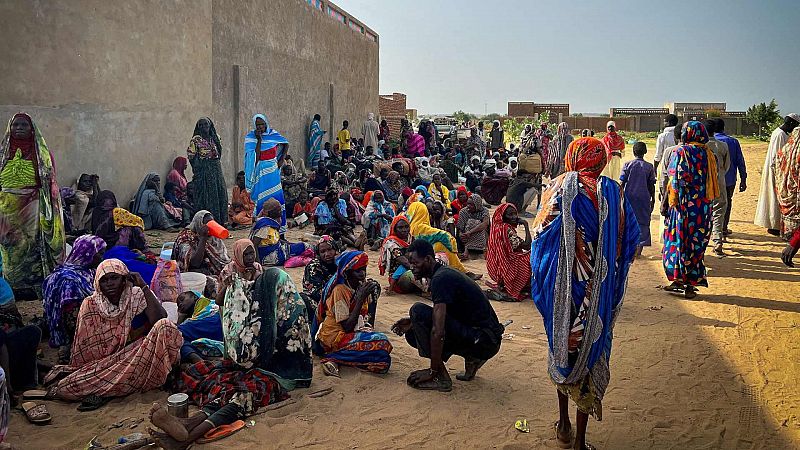 Hallan 80 cadáveres en una fosa común en Sudán, donde continúa la guerra entre el Ejército y un grupo paramilitar