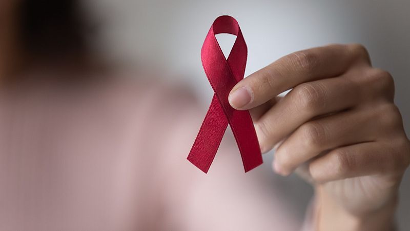 El SIDA podría ser erradicado en 2030 con más recursos financieros y liderazgo político, según la ONU