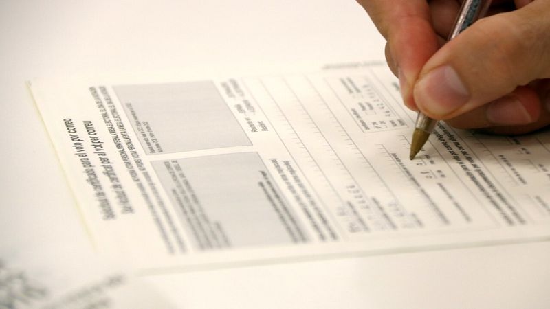 Correus mant� els horaris d'obertura especials per votar fins el 20 de juliol