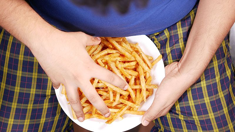 Un grupo de científicos descubre el mecanismo por el que nuestro cerebro nos pide comer más