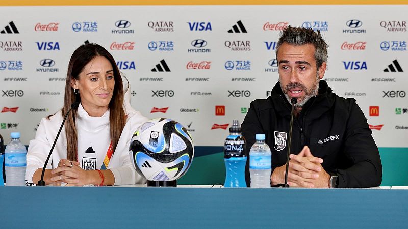 Jorge Vilda: "Estamos siendo delicados con el estado de Alexia, pero las 23 están disponibles para jugar"