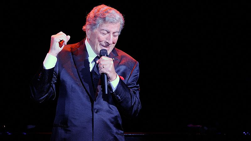 Muere Tony Bennett, legendario cantante estadounidense, a los 96 años