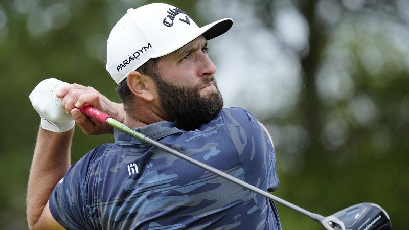 Jon Rahm remonta con récord y es segundo provisional en el British Open