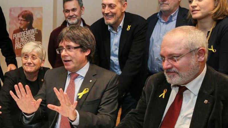 La Fiscalia demana a Llarena reactivar les euroordres contra Puigdemont i Comín
