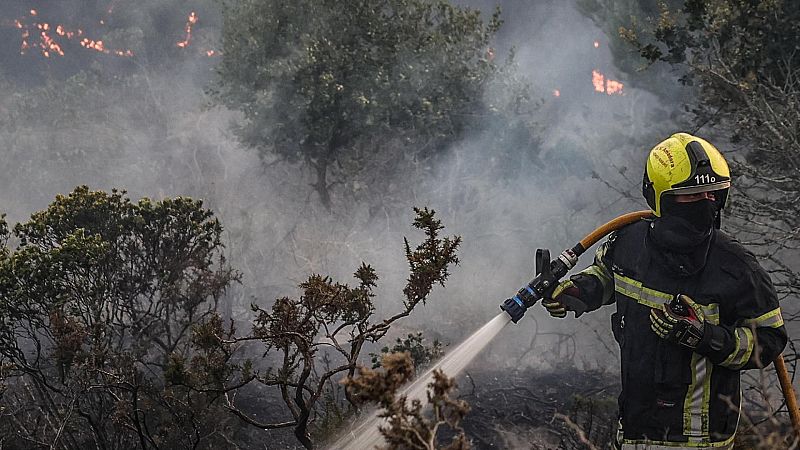 Los incendios se expanden por el Mediterráneo y arrasan varios países del sur de Europa y del norte de África