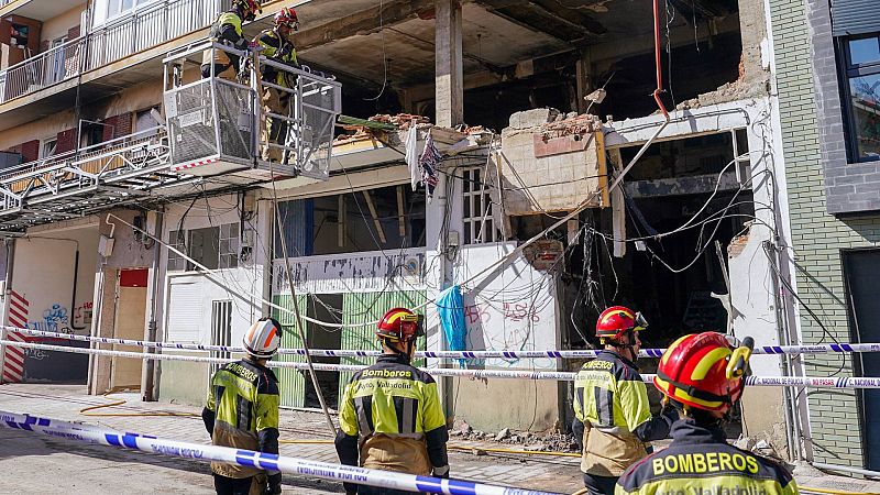 Muere una mujer y otras 12 personas resultan heridas tras una explosión de gas en un bloque de viviendas en Valladolid