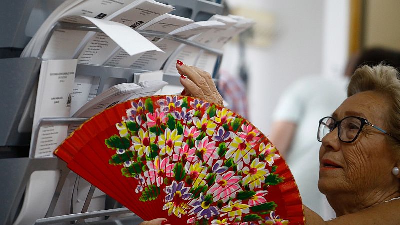 La mitad de los espa�oles cre�a que Feij�o ser�a presidente pero una mayor�a del 36% prefer�a a S�nchez, seg�n el CIS