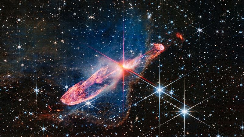 El telescopio James Webb descubre 'Quyllur', una estrella gigante roja a más de 1.000 millones de año luz