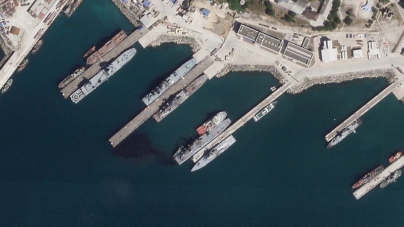 Ucrania ataca la flota rusa con varios drones sobre Crimea y puertos rusos del Mar Negro