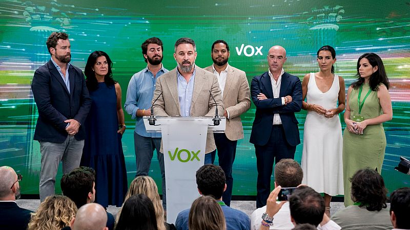 Vox apoyaría "una mayoría constitucional" para evitar un Gobierno de Sánchez "con los enemigos de España"