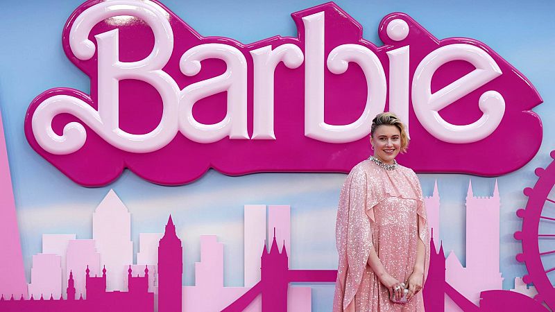 Greta Gerwig, primera directora que recauda más de 1.000 millones de dólares gracias al fenómeno 'Barbie'
