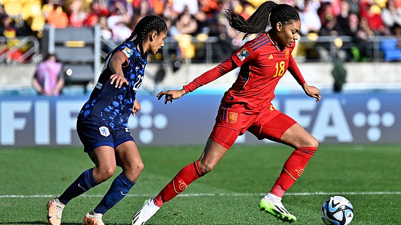 Salma Paralluelo resuelve en la prrroga el partido ante Pases Bajos y Espaa est en semifinales del Mundial