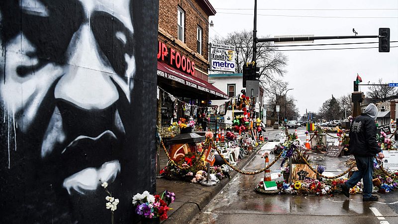 Condenado a casi cinco años de prisión un exagente de Minneapolis por la muerte de George Floyd