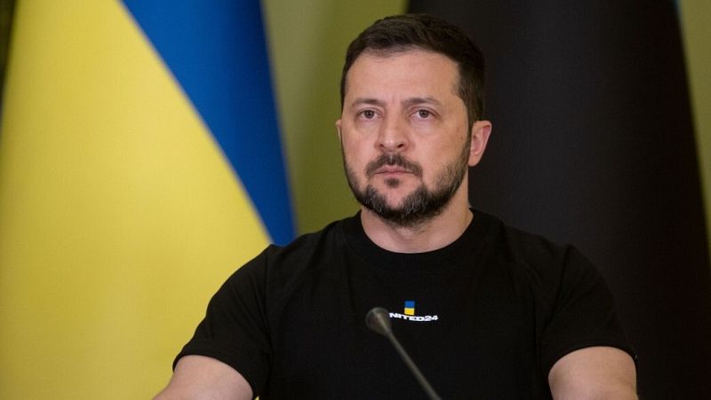 Zelenski anuncia el despido de los responsables regionales de reclutamiento tras varios casos de corrupción