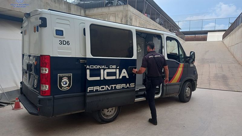 La Policía Nacional desmantela la logística en España de una red que traficaba con migrantes sirios