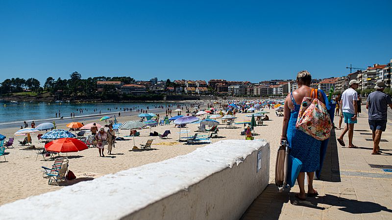 Las temperaturas bajan pero 13 provincias siguen en alerta por calor, con Gran Canaria en riesgo extremo
