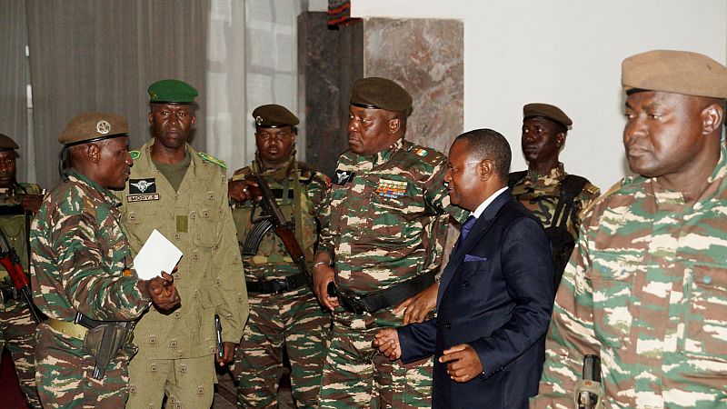 La junta militar golpista de Níger se abre a negociar con la Cedeao para "resolver la crisis" en el país africano