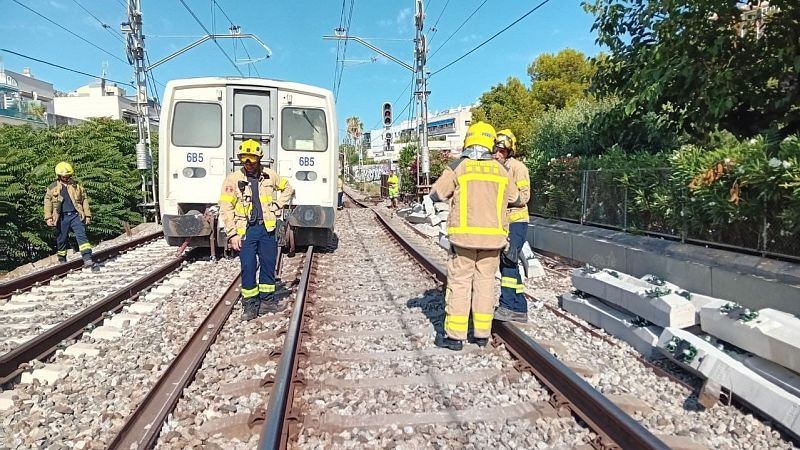 Restableixen la circulació de trens entre Garraf i Vilanova i la Geltrú