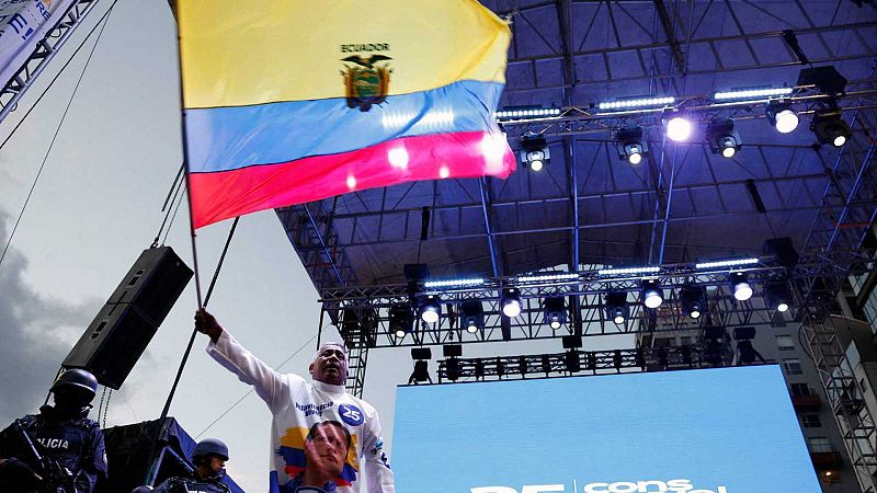 La campaña electoral de Ecuador acaba con promesas de seguridad y un homenaje a Villavicencio