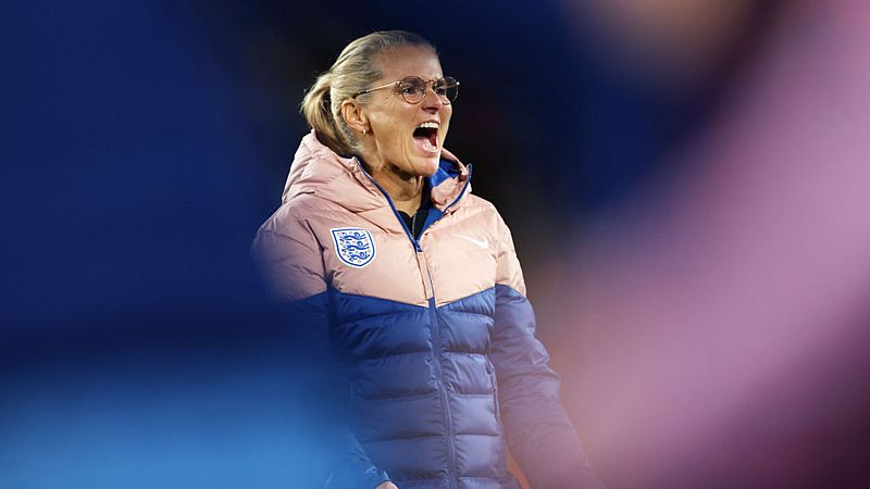 Sarina Wiegman: la historia de dos hermanos gemelos y el truco del corte de pelo