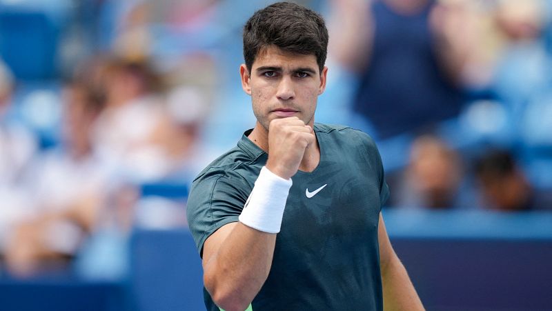 Alcaraz sufre para derrotar a Purcell pero avanza de ronda y se mete en semifinales del Masters 1000 de Cincinnati