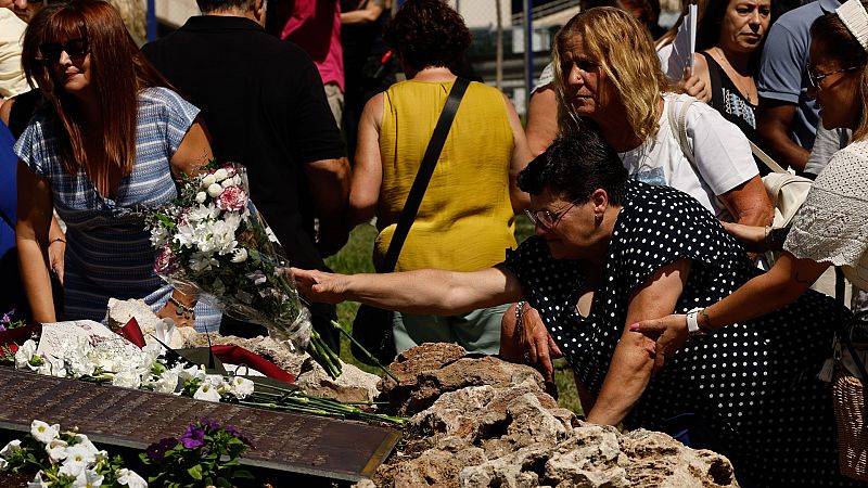 Familiares de las víctimas de Spanair confían en encontrar "pronto" justicia en el 15 aniversario de la tragedia aérea