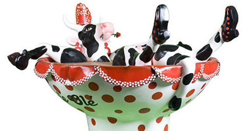 Recuperan dos patas robadas a una vaca de la exposición Cow Parade