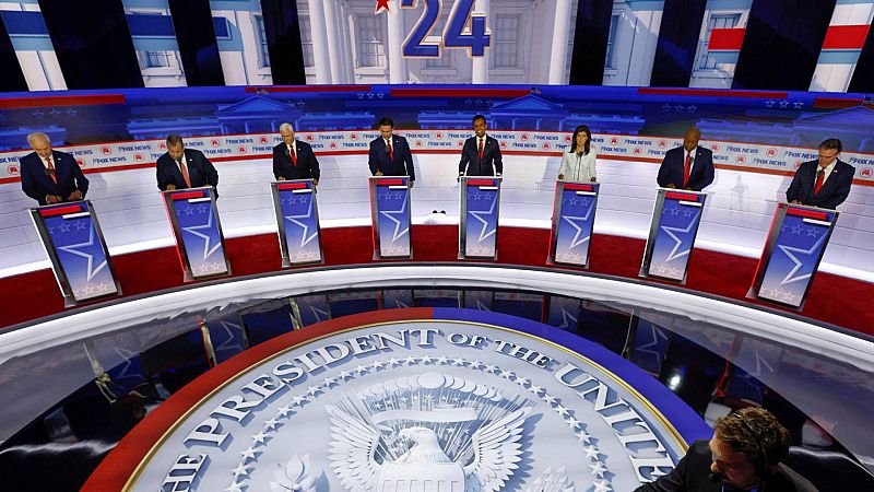 Trump, el gran ausente, pasa de refilón en el primer debate de los candidatos republicanos