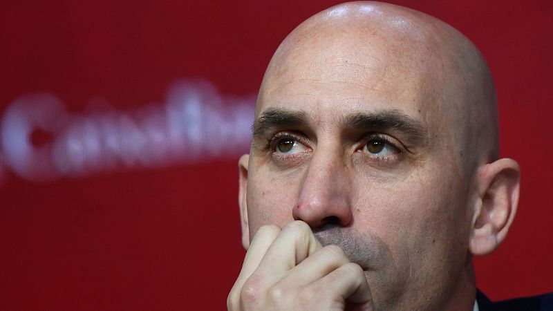 La FIFA abre procedimiento disciplinario a Luis Rubiales