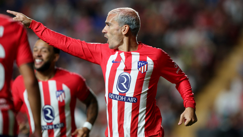 El Atlético de Madrid asalta Vallecas con una contundente goleada