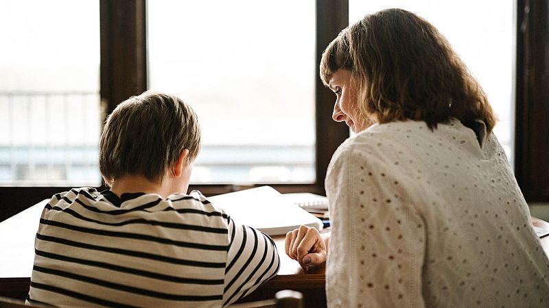 Cuando la 'vuelta al cole' se queda en casa: el 'homeschooling', una opción minoritaria en España