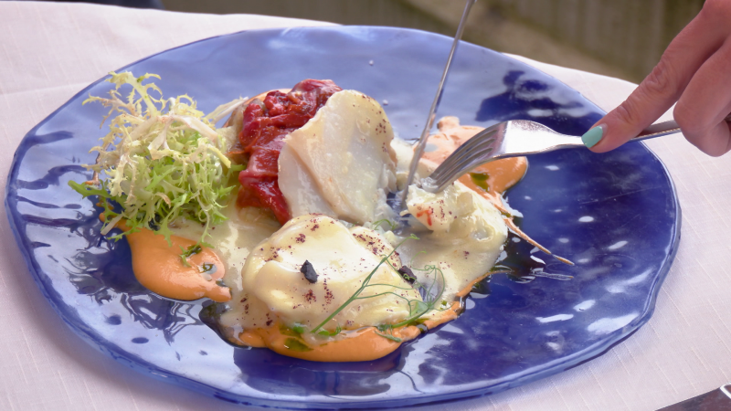 Receta de ensalada de bacalao y trucos para un "pil pil rápido" con el microondas