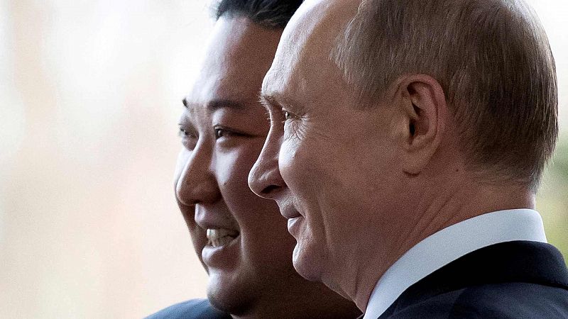 Kim Jong-un planea reunirse con Putin en Rusia para hablar sobre la posible venta de armamento, según EE.UU.