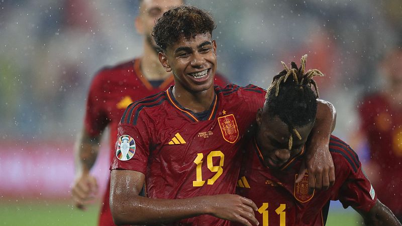 Georgia 1-7 España: la Roja arrolla y Lamine Yamal debuta batiendo récords