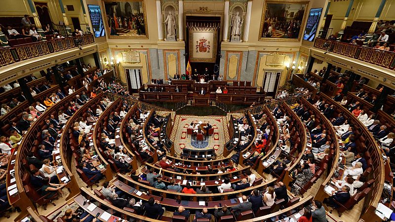 PSOE, Sumar, ERC, Bildu, PNV y BNG registran la reforma para usar lenguas cooficiales en debates y textos en el Congreso