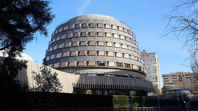 El Constitucional�rechaza apartar a la magistrada Laura D�ez de la revisi�n de votos nulos que pide el PSOE