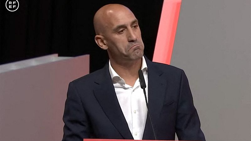 Rubiales insiste en que no hubo abuso: "No hubo daño, ni contenido sexual, ni agresión, nada de eso"