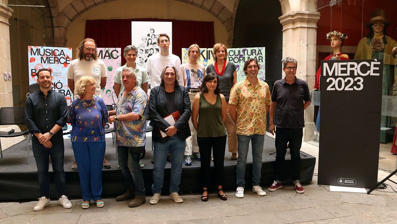 La festa major de Barcelona estrenarà un espectacle de drons des de la platja de la Barceloneta