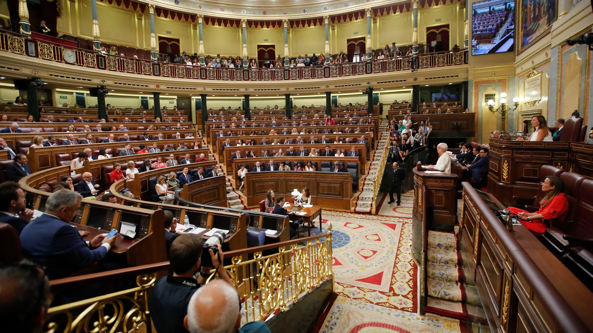 El Congreso Estrena El Uso De Las Lenguas Cooficiales