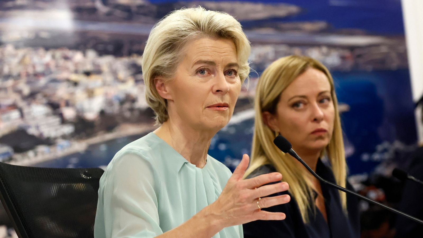 Von der Leyen anuncia en Lampedusa un plan europeo ante la crisis migratoria en Italia