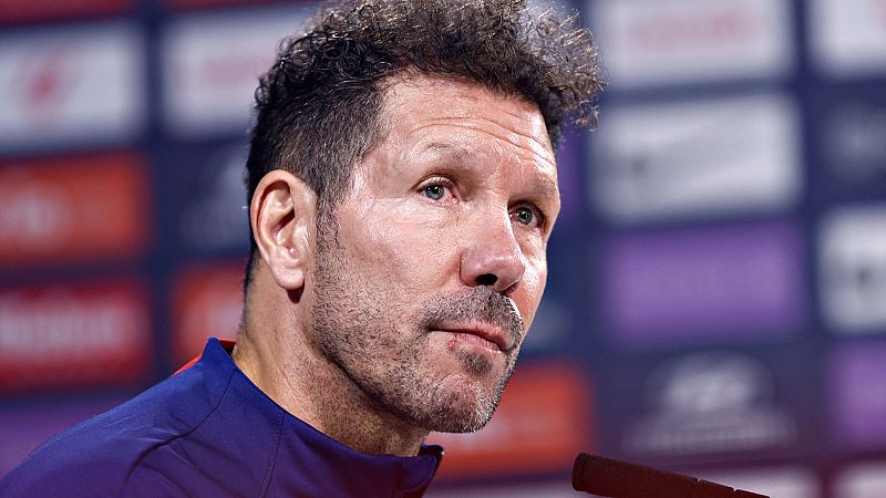 Simeone: "Creo que el arbitraje hay que dejarlo tranquilo"