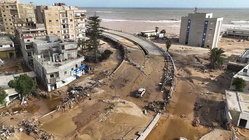 La Fiscalía libia ordena la detención de ocho funcionarios por las inundaciones de Derna